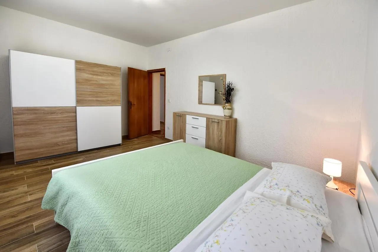 Apartment Apartmani Irena Arvaj Porec